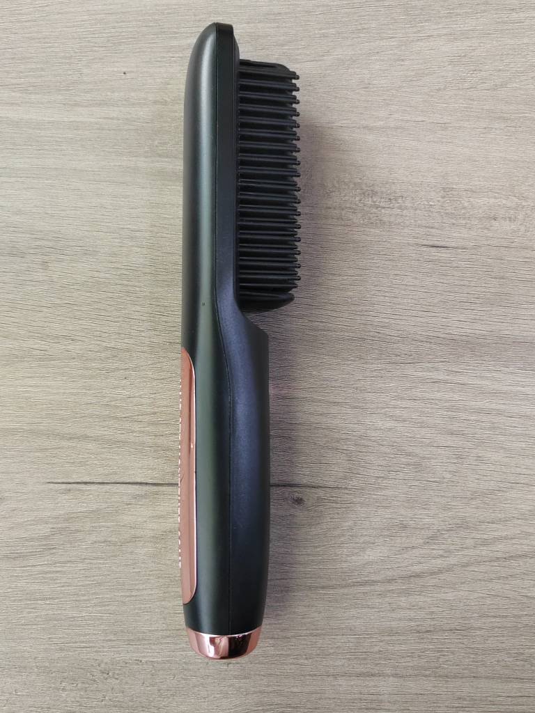 Brosse lissante sans fil rechargeable