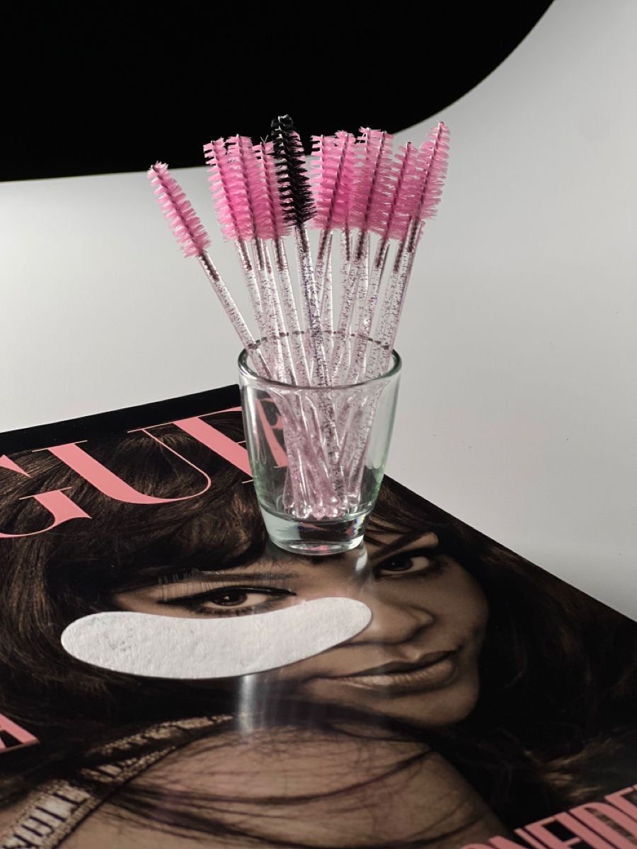 Lash brush essentials