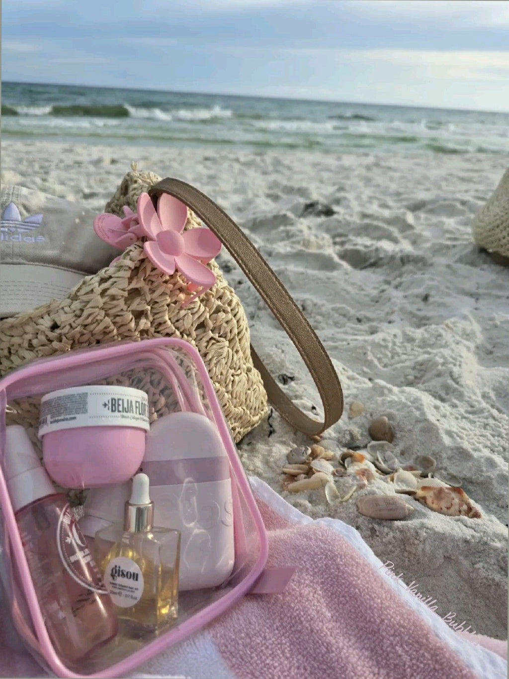 Pretty travel Essentials