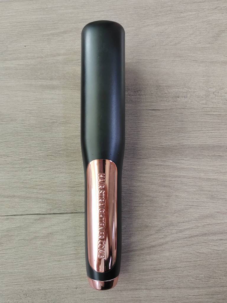 Brosse lissante sans fil rechargeable